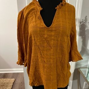 Anthropologie Dolan gold 3/4 sleeve v neck blouse size XL